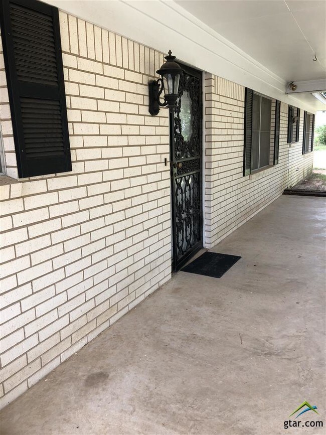 Foto del edificio - 14607 State Hwy 43 E
