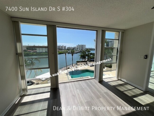 Foto del edificio - STUNNING 2BR/2BA WATERFRONT CONDO - For Rent