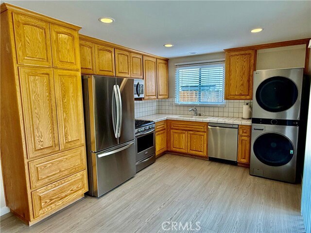 Foto del edificio - 24378 Hartland St