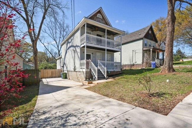 Building Photo - 989 Linam Ave SE