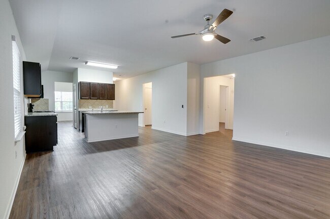 Foto del edificio - 403 Pentire Way