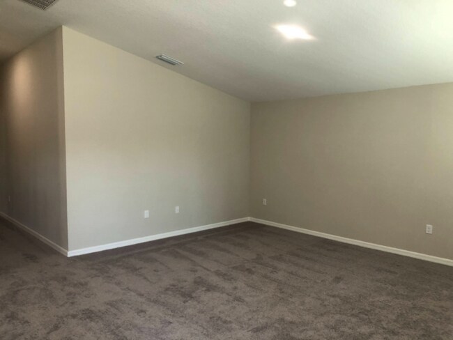 Foto del edificio - 1336 Axel Cir