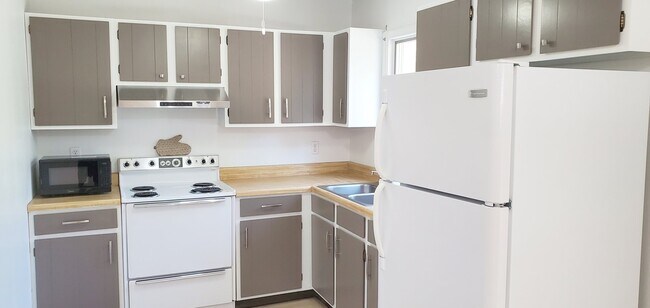 Foto del edificio - 352 Opequon Ave