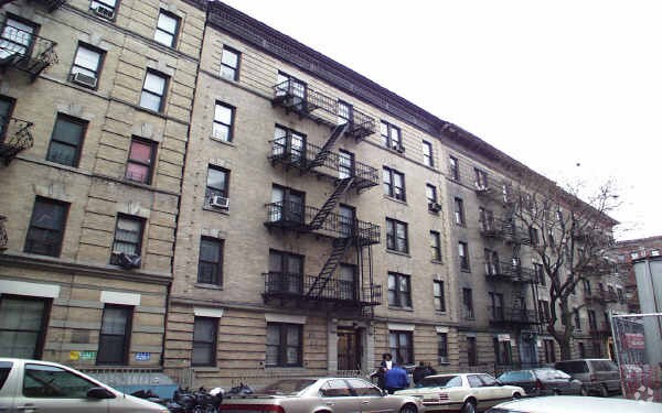 612-618 CON 182nd ¡St - 612-618 W 182nd St