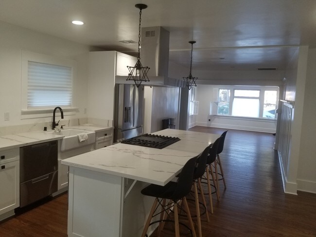 Cocina - 4436 Kingswell Ave