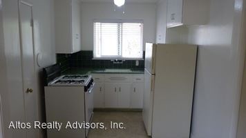 Foto del edificio - 817-829 University Ave