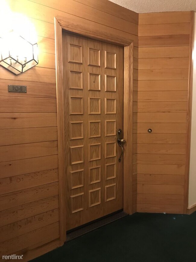 Foto del edificio - 2 br, 2 bath Condo - 25930 Kay Avenue 104