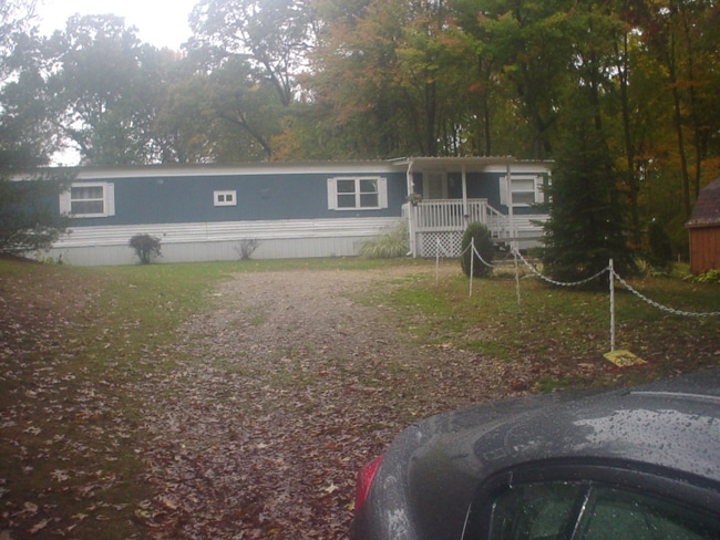 Building Photo - 12777 Butternut Ave Building Photo - 12777 Butternut Ave