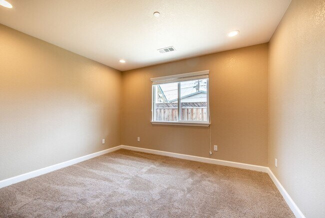 Foto del edificio - 339 N 7th St