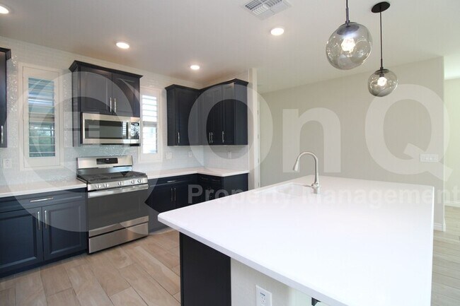 Foto del edificio - 5100 E Rancho Paloma Pkwy