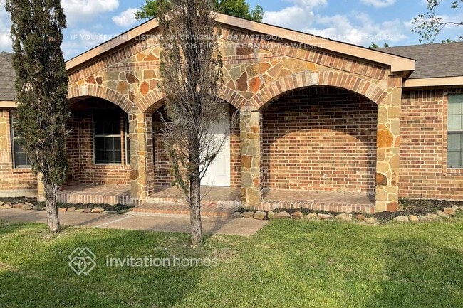 Building Photo - 1306 Delmar Dr