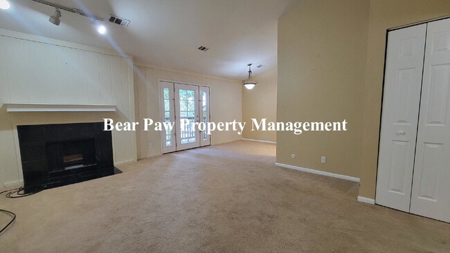 Photo - "Charming 2-Bed Condo with Cozy Fireplace in Scenic Evergreen!"