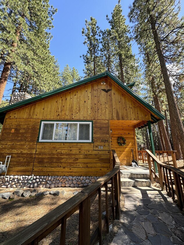 Foto principal - 3794 Needle Peak Rd