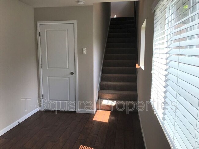 Foto del edificio - 19715 26th Ave W