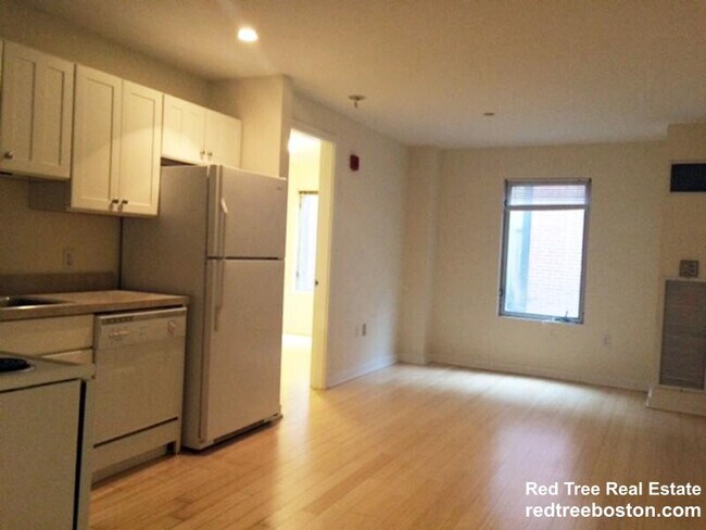 Photo - 40 Boylston St Apartment