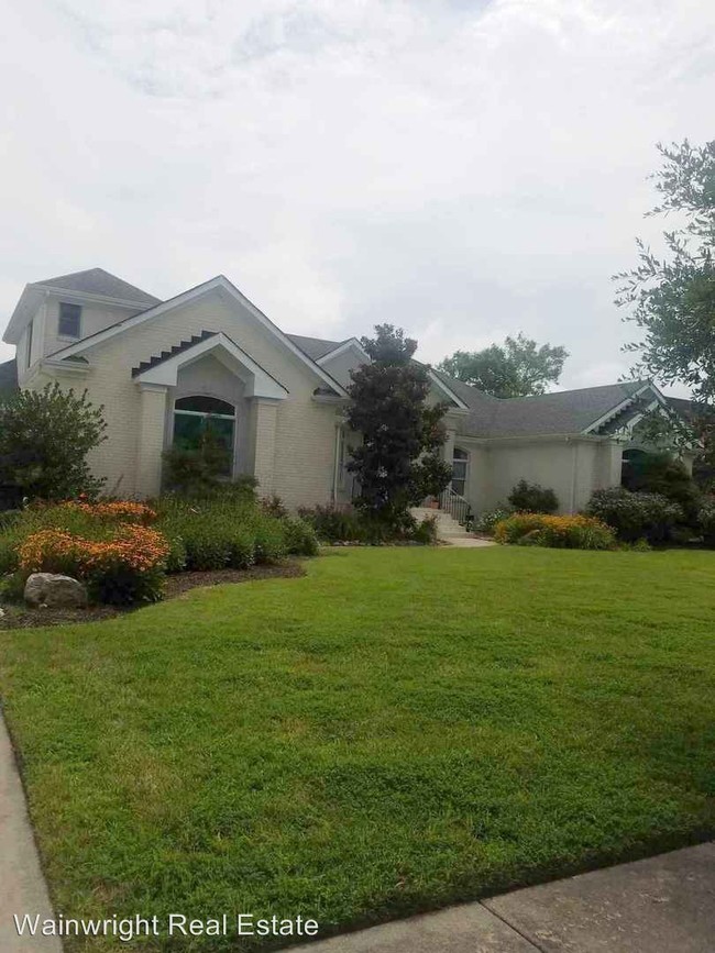 Foto del edificio - 5 br, 4 bath House - 2521 Greystone Street