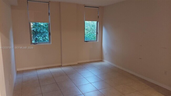 Foto del edificio - 2630 SW 28th St