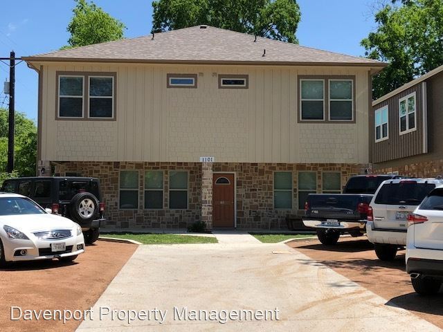 Primary Photo - 4 br, 2.5 bath House - 1107 Norman St. #105