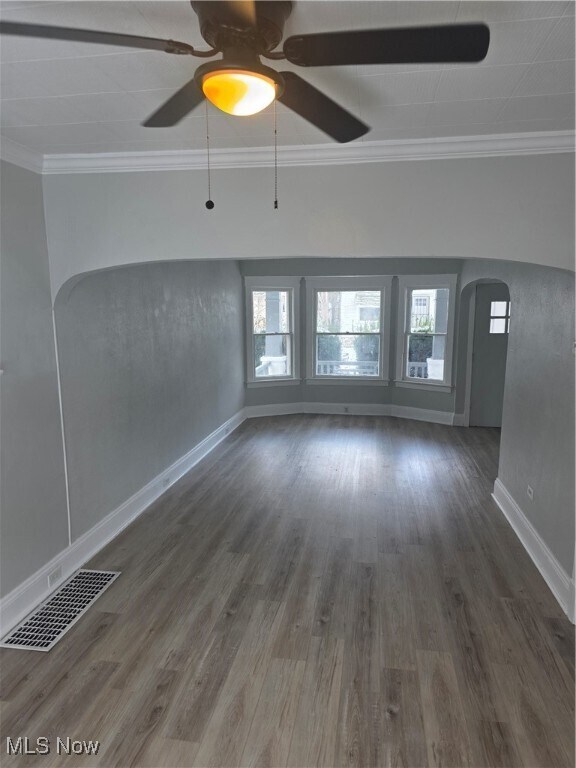 Foto del edificio - 9825 Macon Ave