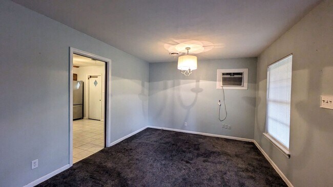 Foto del edificio - 1110 Sumner Dr