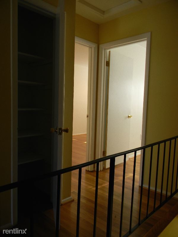 Foto del edificio - 3395 Benbow Ct