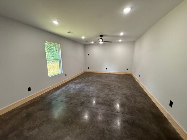 Building Photo - Brand New 3 BR Home in Charlotte