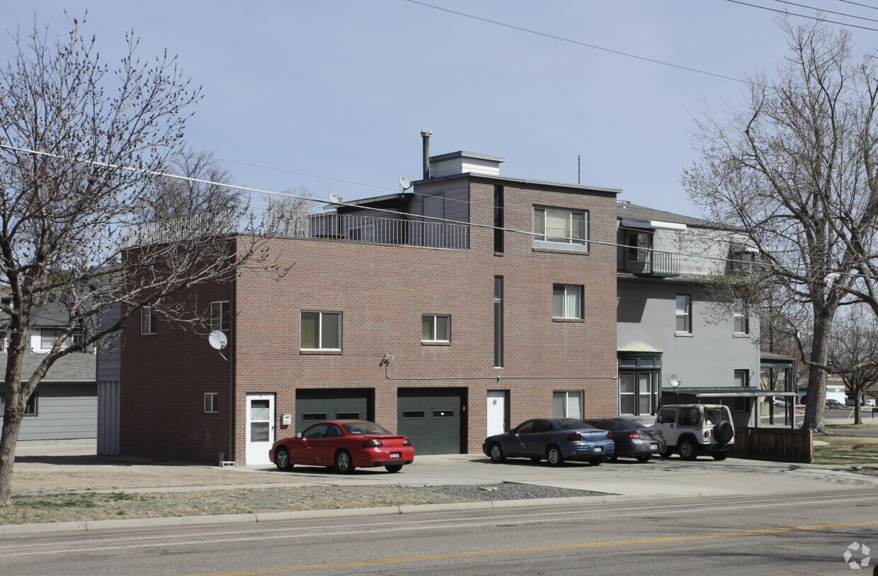 Building Photo - 1427 9th Ave