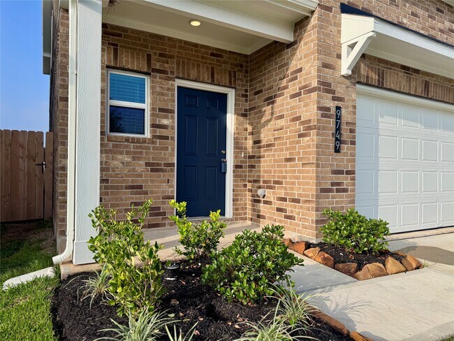 Foto del edificio - 9749 Grace Rdg Dr