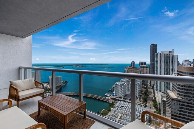 Foto del edificio - 495 Brickell Ave