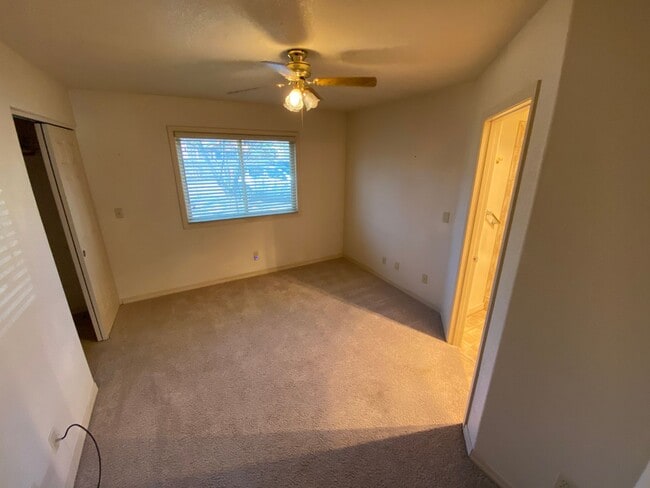 Building Photo - 55+ Quiet Independent Living at Sunshine Gardens