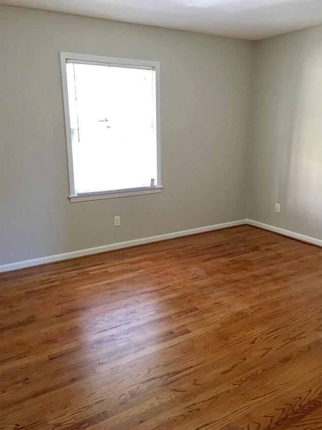 3607 Roxboro Rd Unit 10, Atlanta, GA 30326 Apartment for Rent in