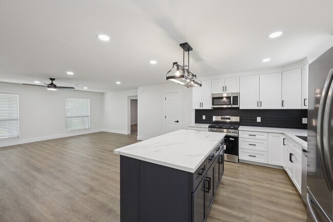 Foto del edificio - 5475 Sunbury Dr