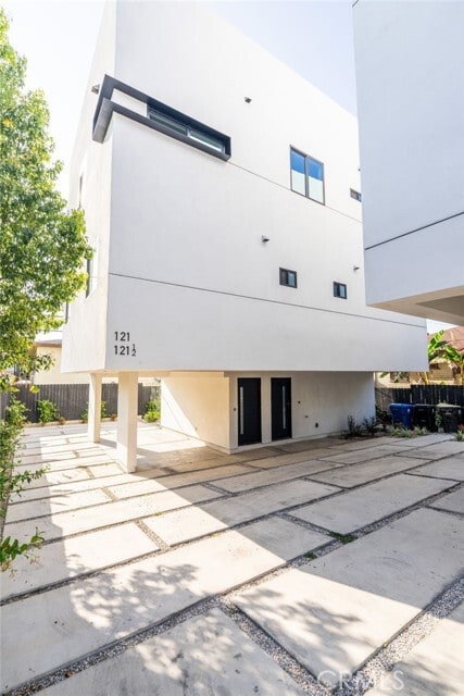 Foto principal - 121 S Coronado St