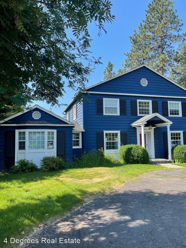 Building Photo - 4 br, 2.5 bath House - 502 E High Drive