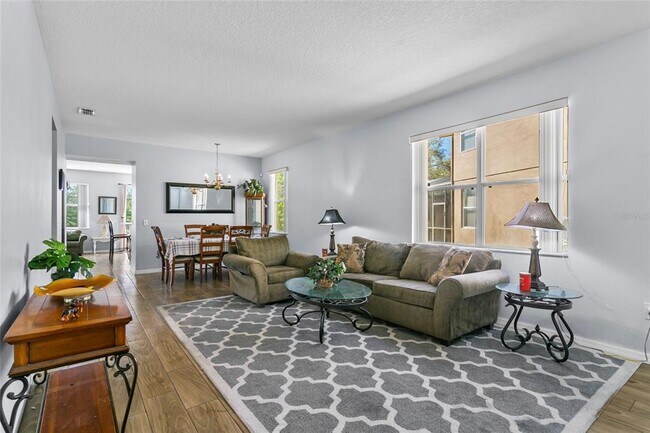 Foto del edificio - 217 Sand Ridge Dr