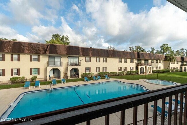 Foto del edificio - Live in Southbrook