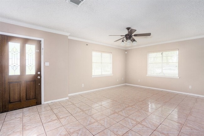 Foto del edificio - 16900 Wellborne Rd