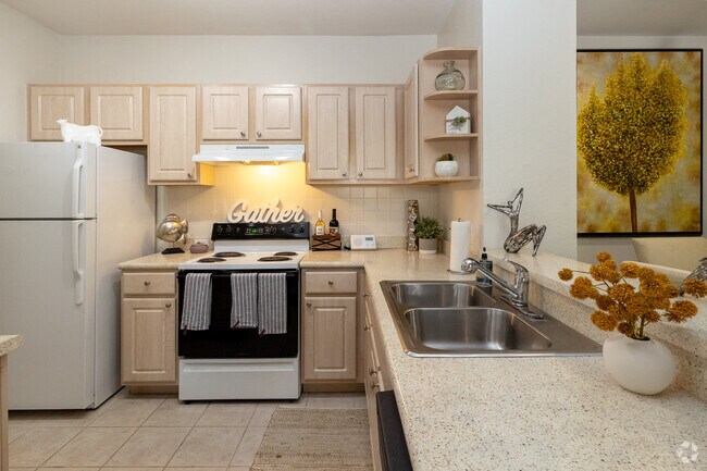 3 habitaciones, 2 baños, 1328 pies cuadrados, cocina - Legacy at Fort Clarke