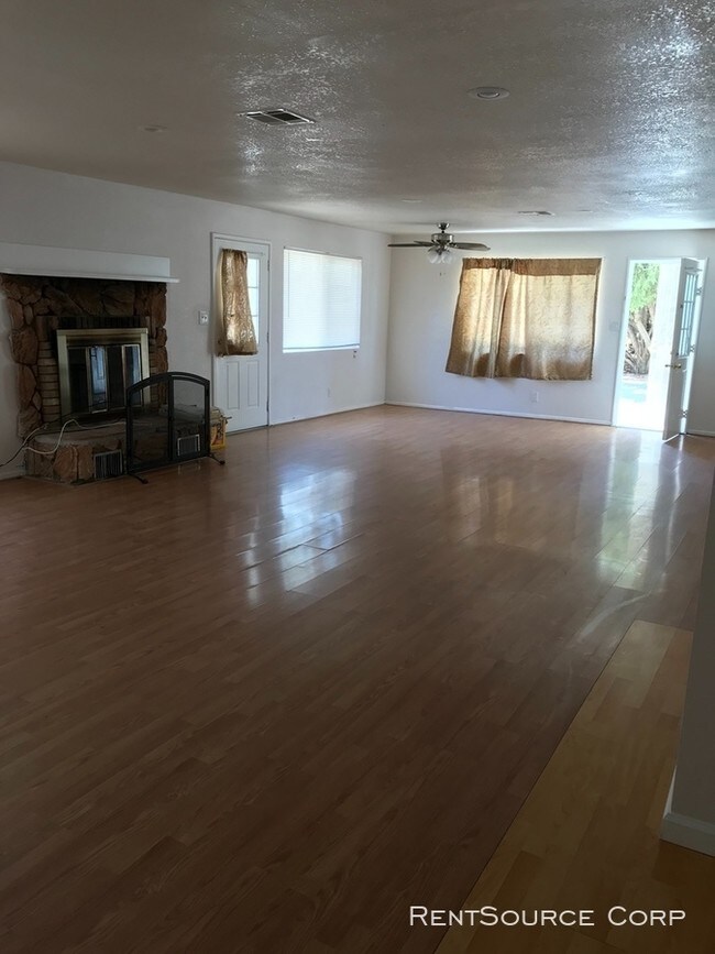 Building Photo - 43302 42nd St W