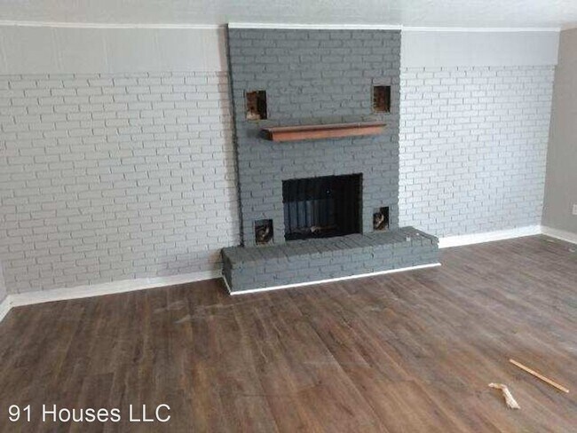 Foto del edificio - 3 br, 1.5 bath House - 3302 Reily Lane