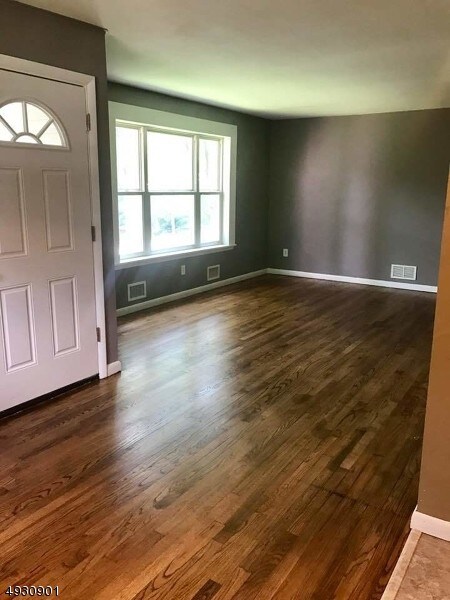 Building Photo - 51 Black Oak Dr