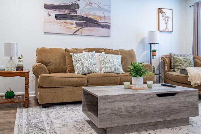 Foto del edificio - Room in Duplex on Washington St