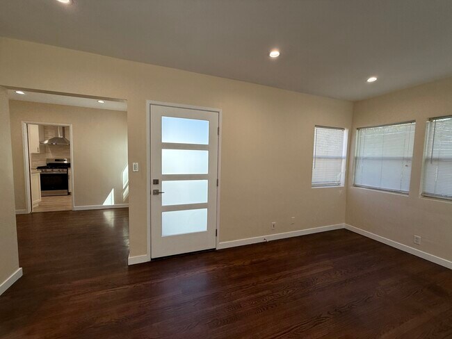 Foto del edificio - 431 N Catalina St