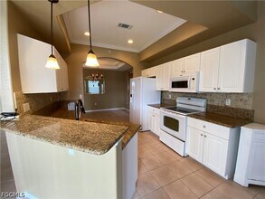 Building Photo - 9265 Belleza Way