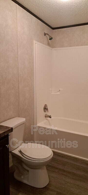 Building Photo - 128 Shady Brook Hts