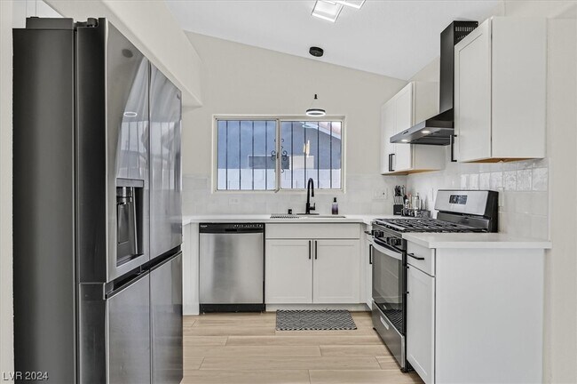 Building Photo - 3606 Gingersnap Way