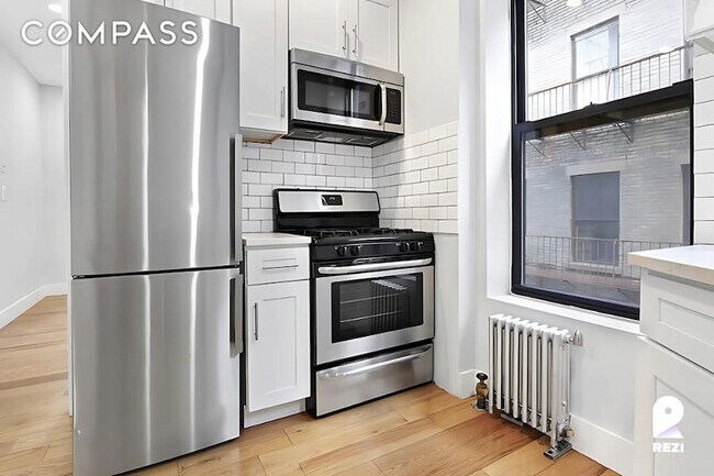 Foto del edificio - 175 E 105th St