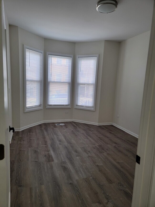 Building Photo - 2834 N Woodard St