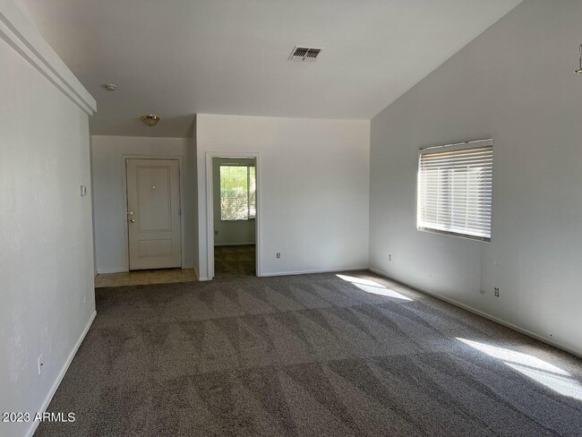 Building Photo - 8541 W Riley Rd