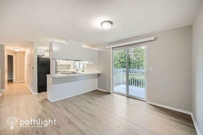 Building Photo - 20307 Larita Dr E